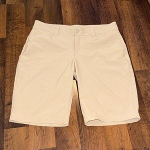 Eddie Bauer Womens Lightweight Bermuda Shorts Khaki size 8